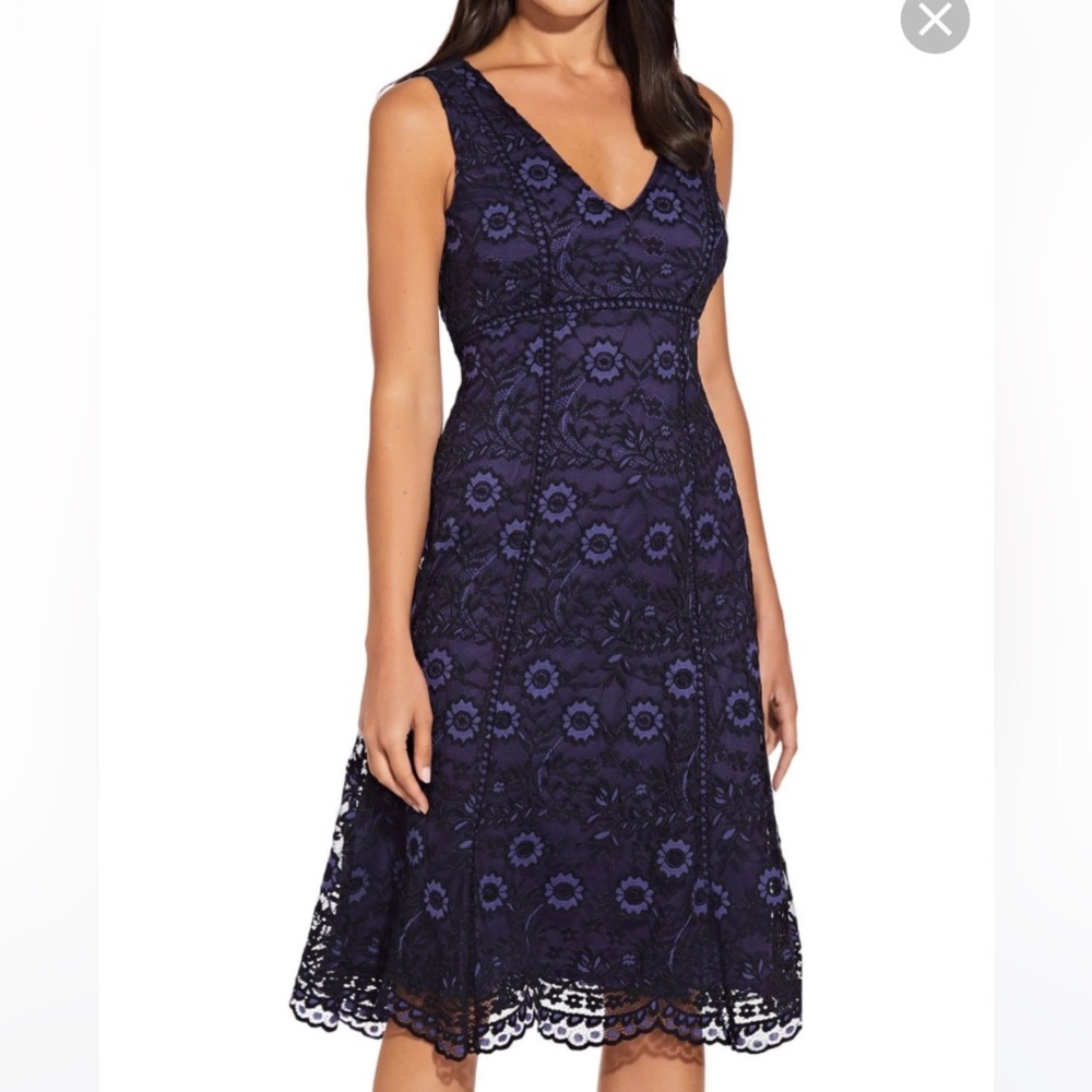 Adrianna Papell V-neck lace cocktail dress